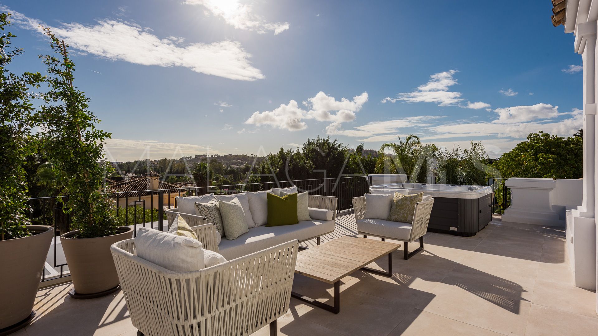 Las Brisas, villa a la venta