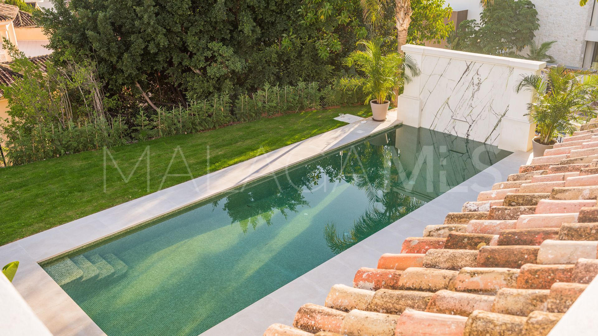 Las Brisas, villa a la venta