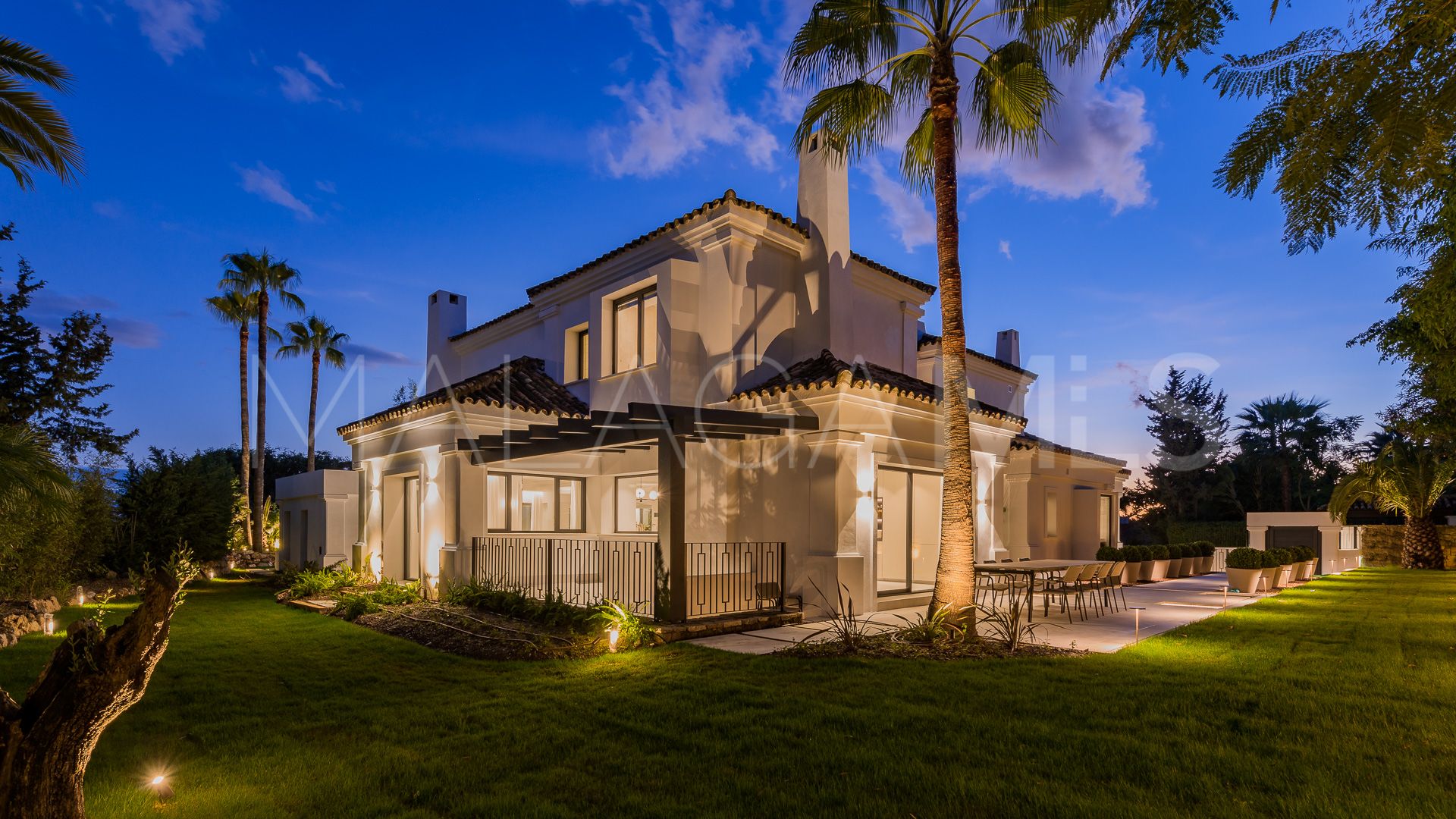 Las Brisas, villa a la venta