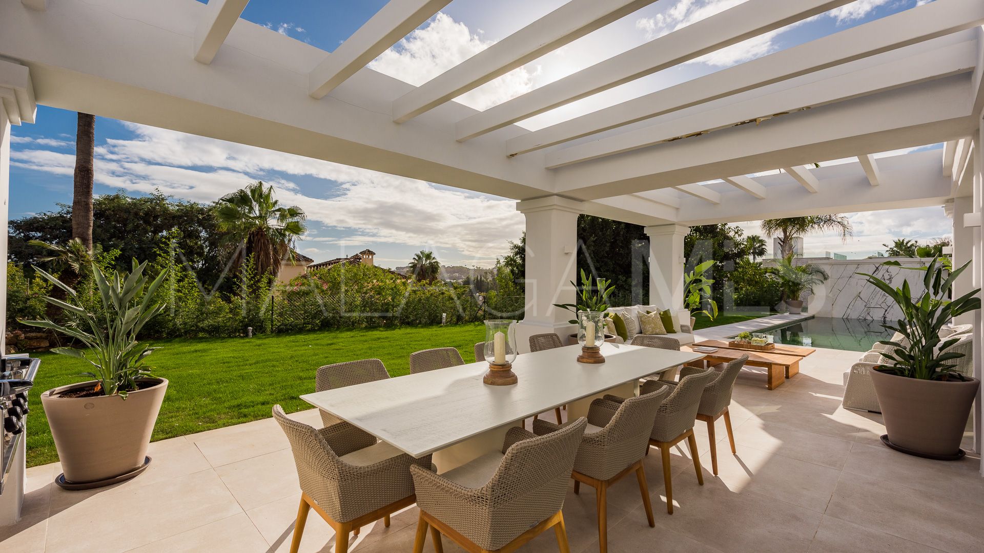 Las Brisas, villa a la venta
