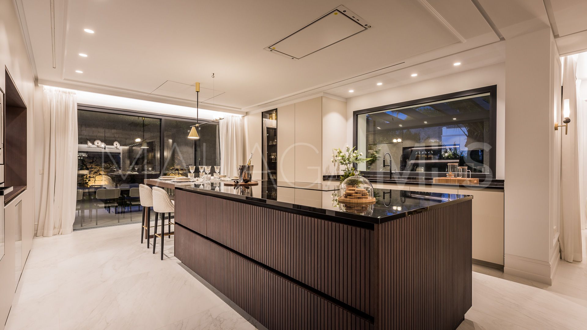 Las Brisas, villa a la venta