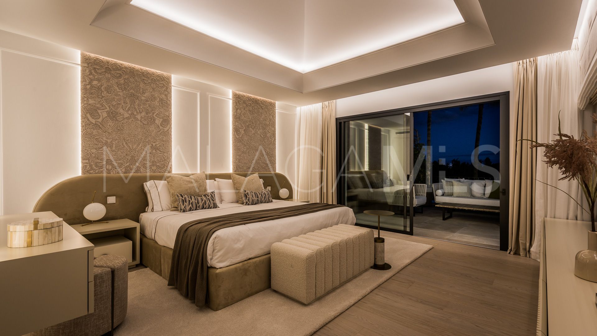 Las Brisas, villa a la venta