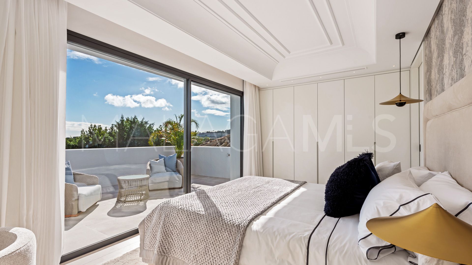 Las Brisas, villa a la venta