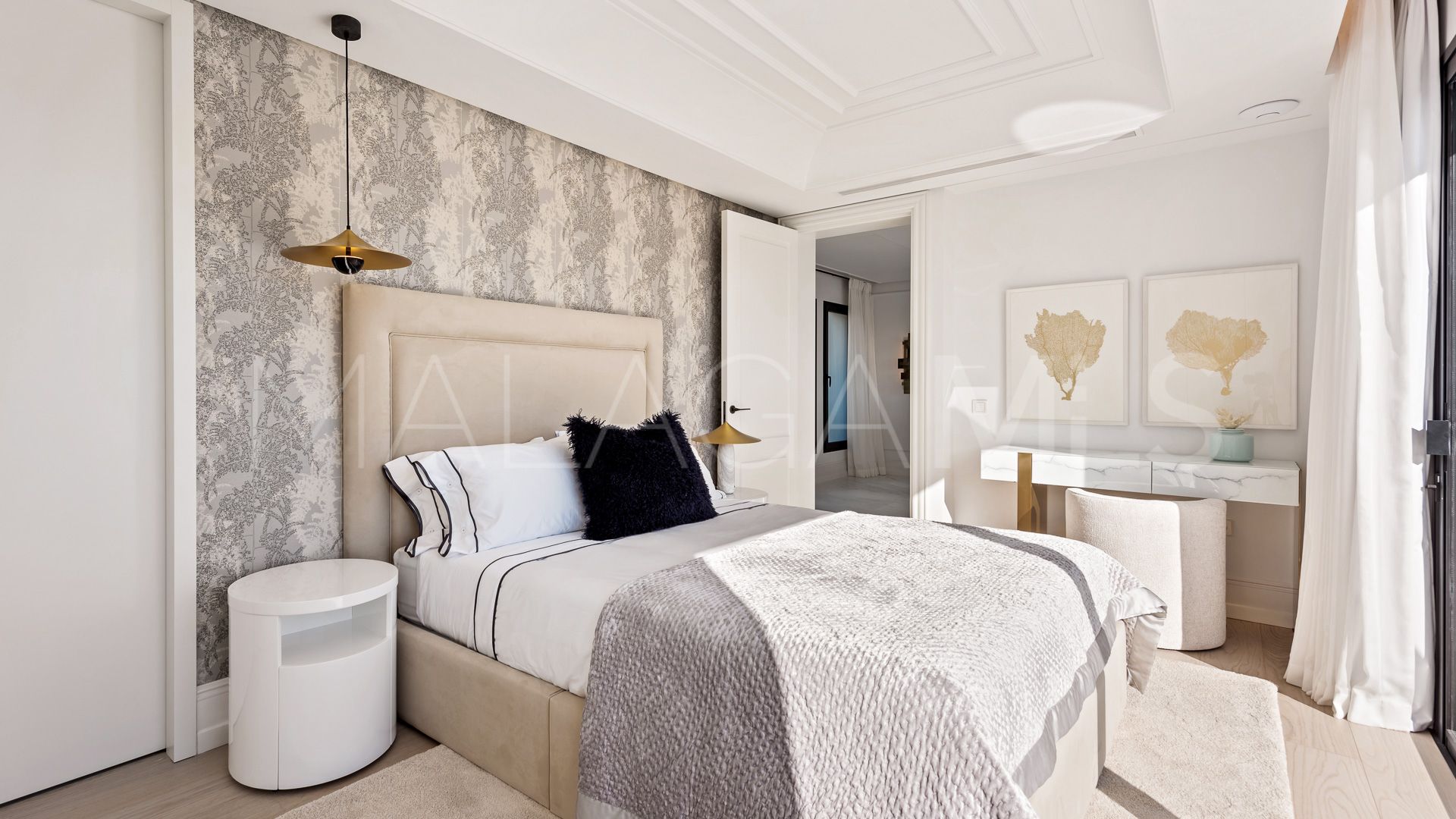 Las Brisas, villa a la venta