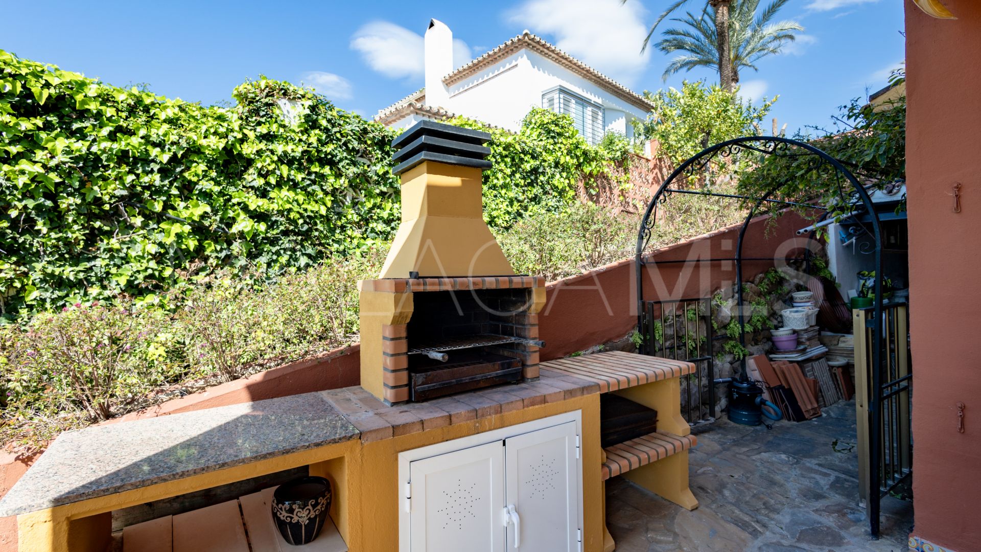 Villa for sale in Rio Real