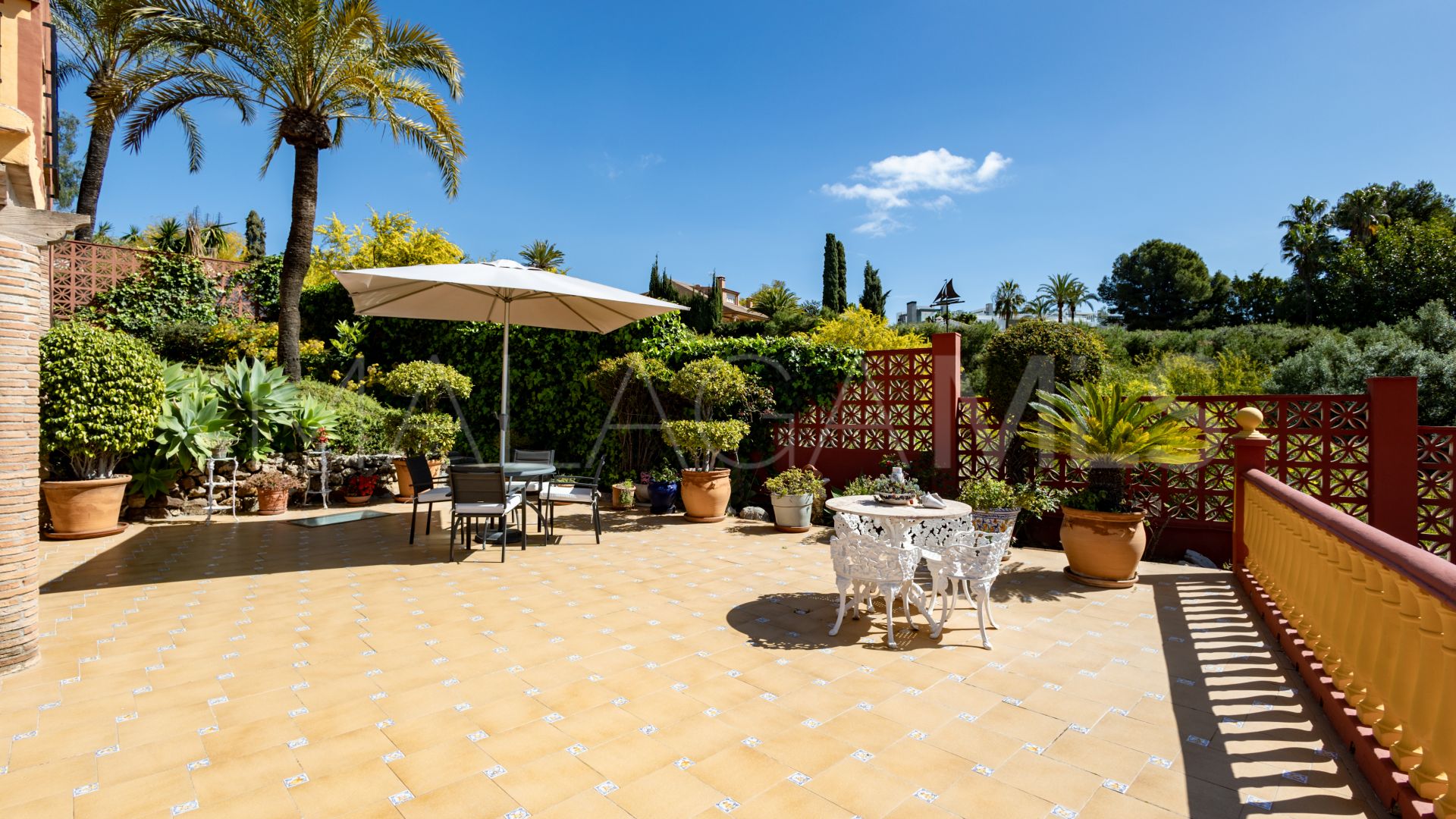 Villa for sale in Rio Real