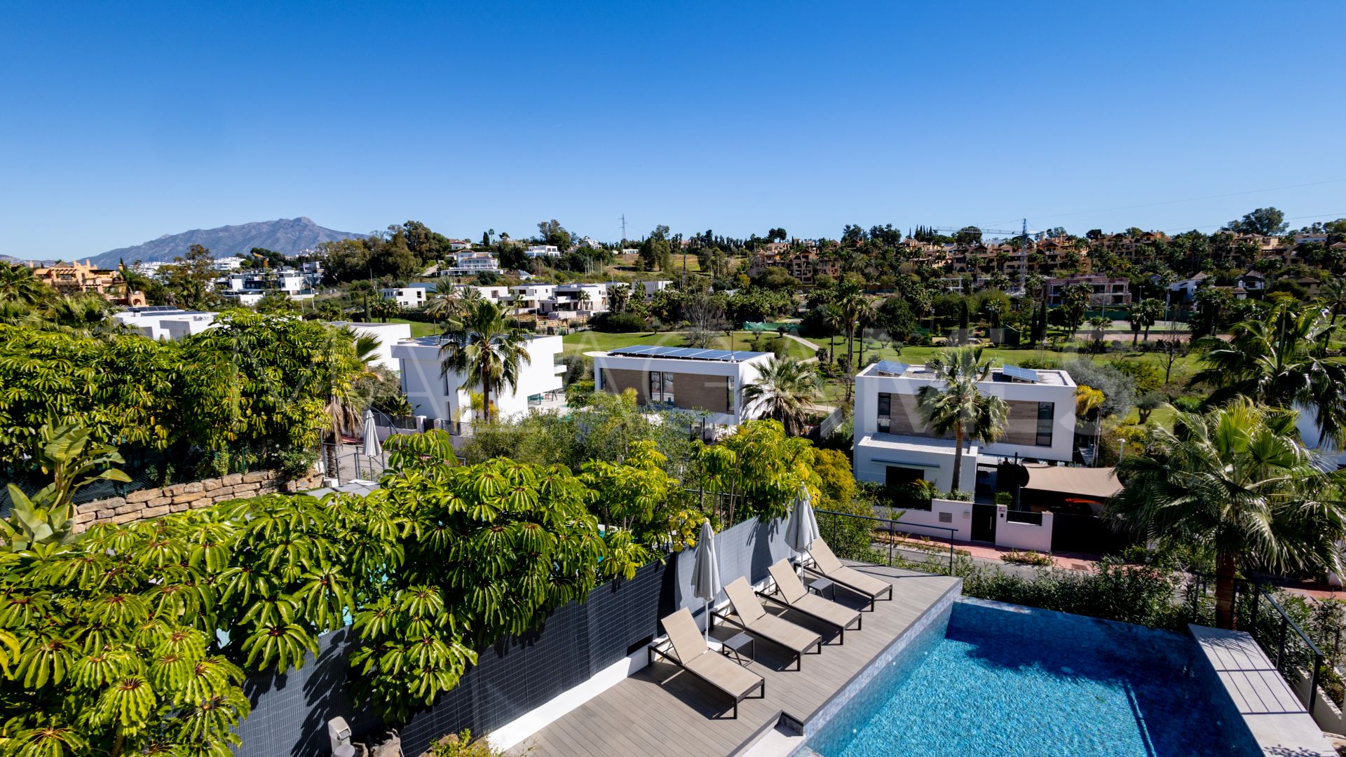 Villa for sale in El Campanario