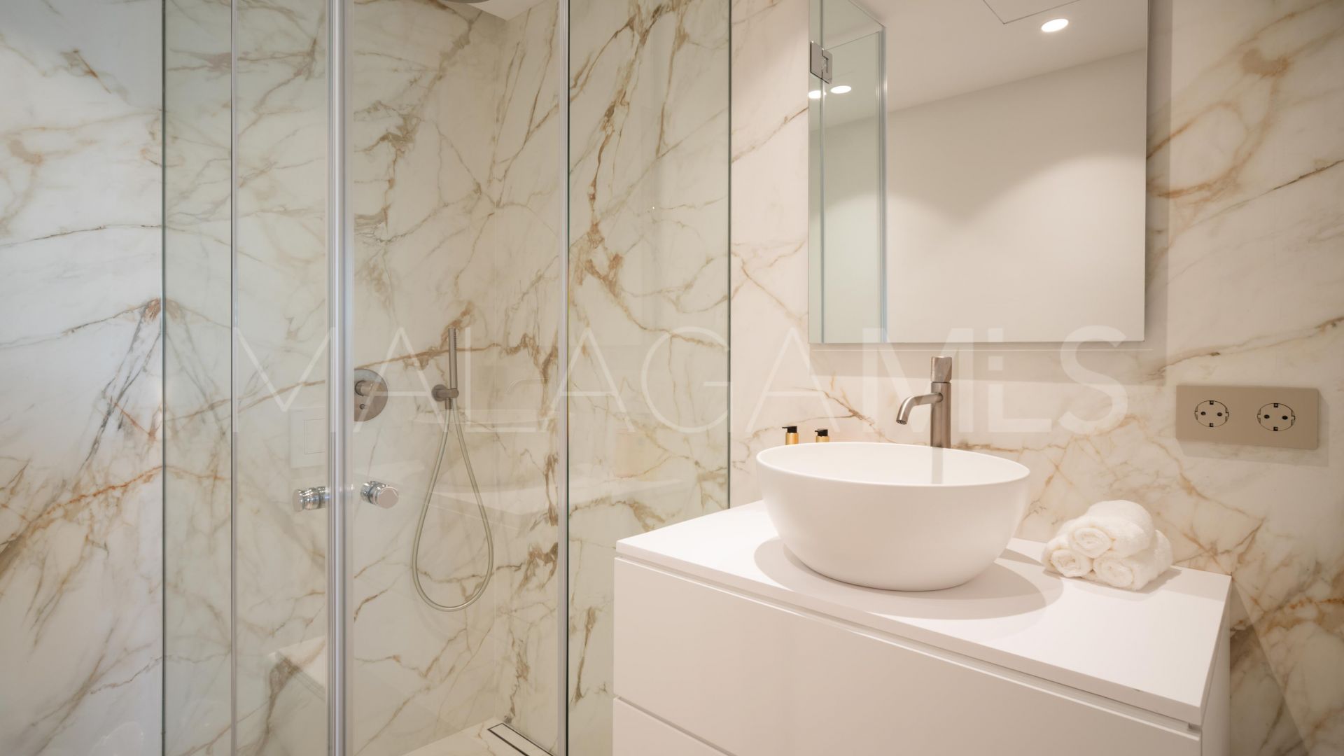 Lägenhet for sale in Marina Puente Romano