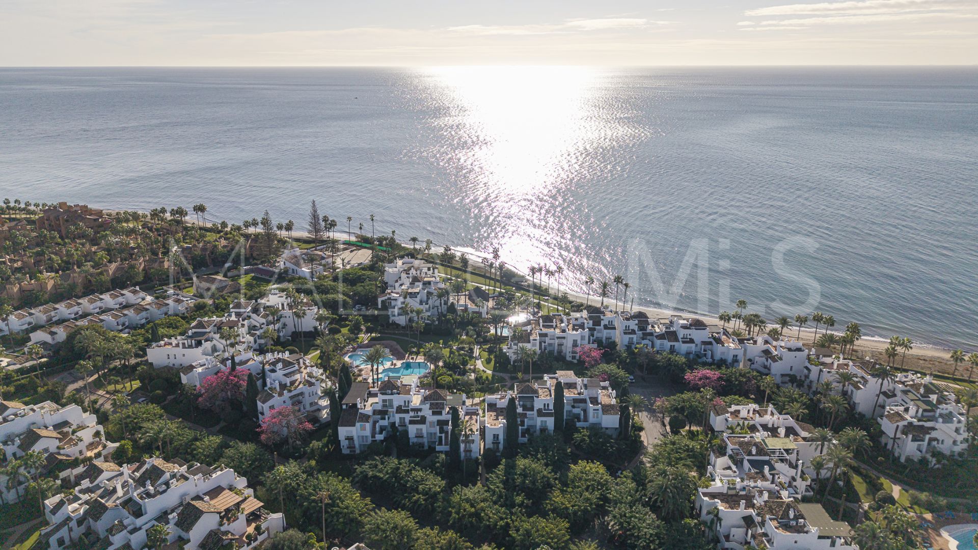 Apartamento planta baja for sale in Alcazaba Beach