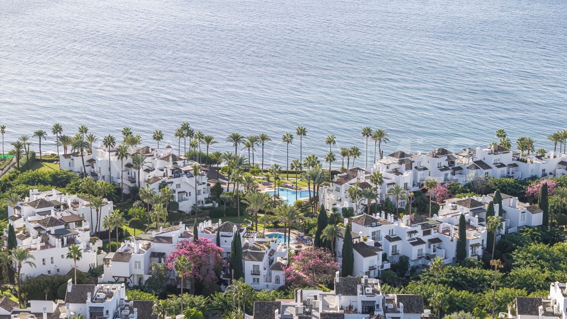 Apartamento planta baja for sale in Alcazaba Beach