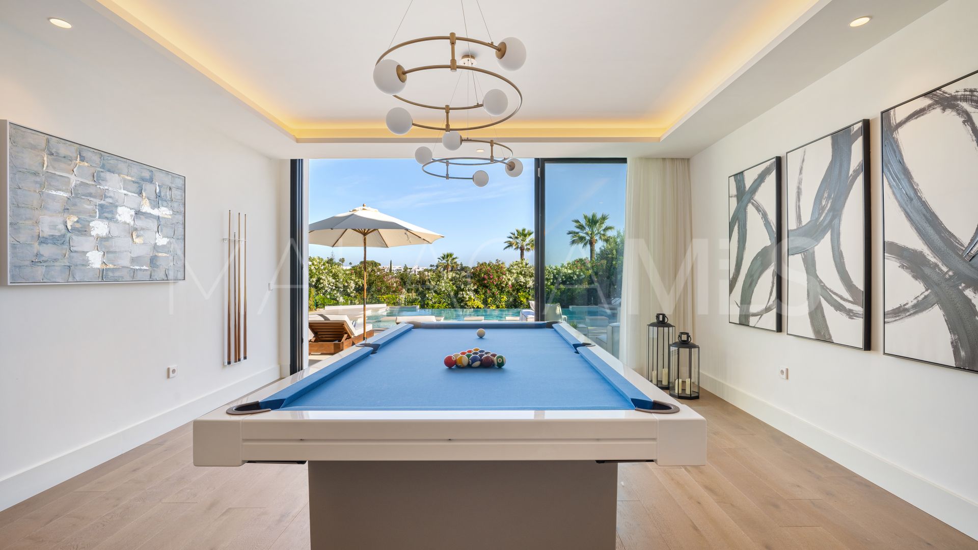 Villa for sale in Los Naranjos