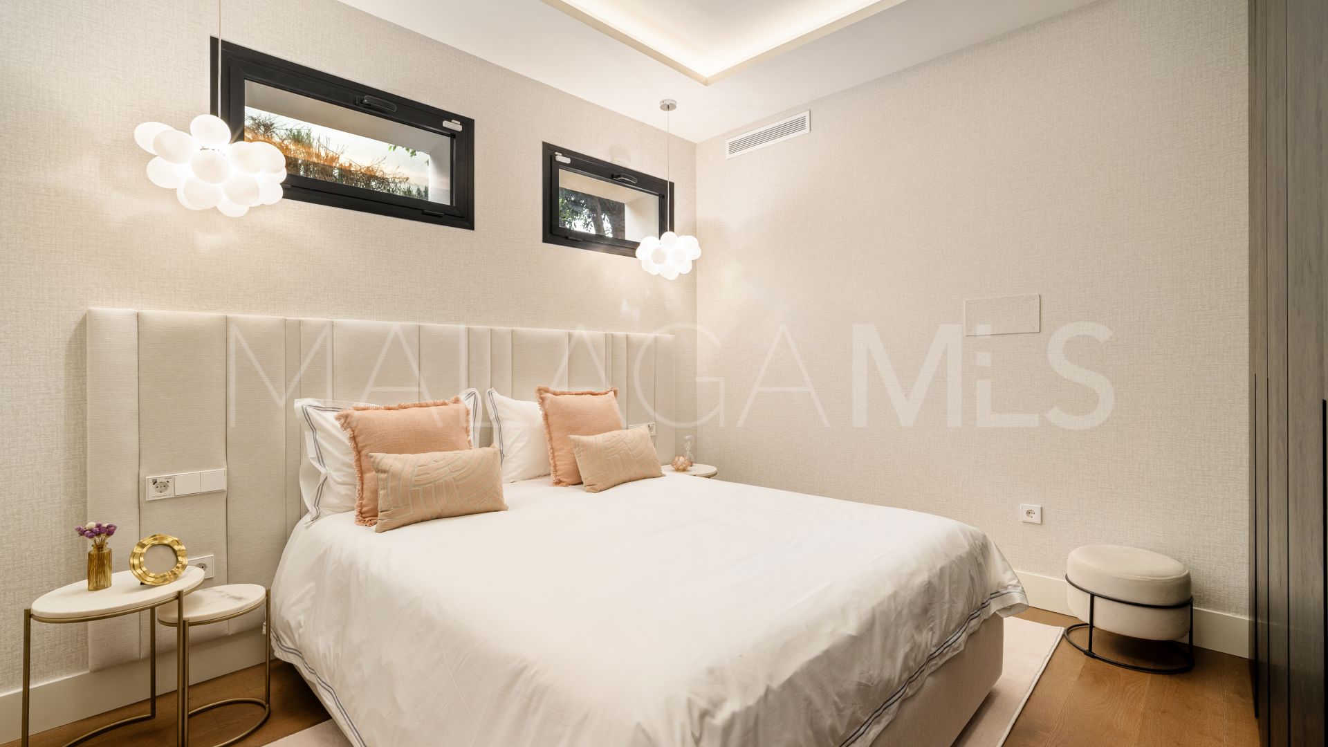 Villa for sale in Los Naranjos