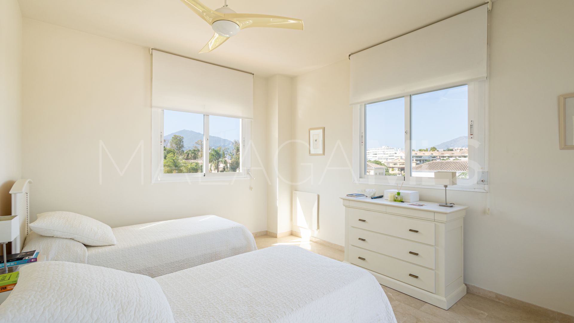 Guadalmina Alta, villa with 5 bedrooms for sale