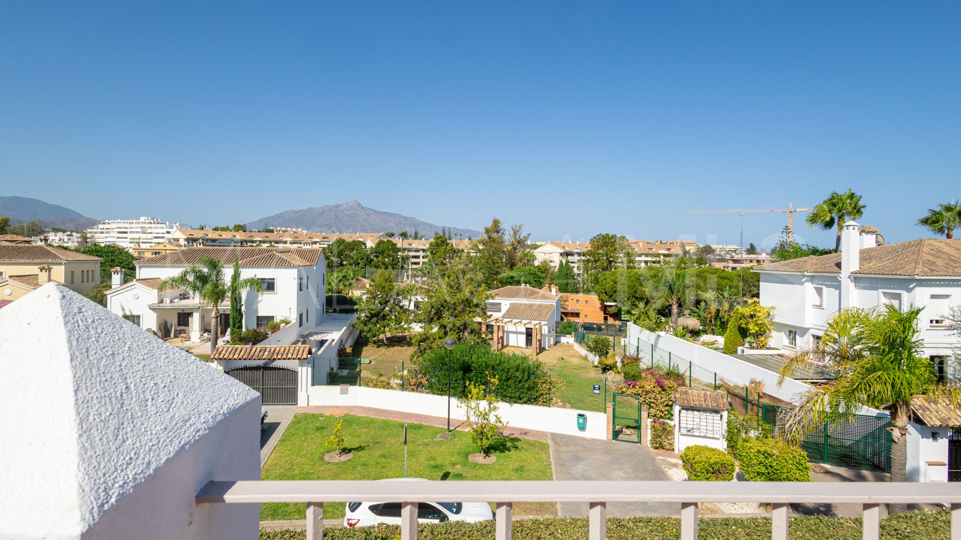 Guadalmina Alta, villa with 5 bedrooms for sale