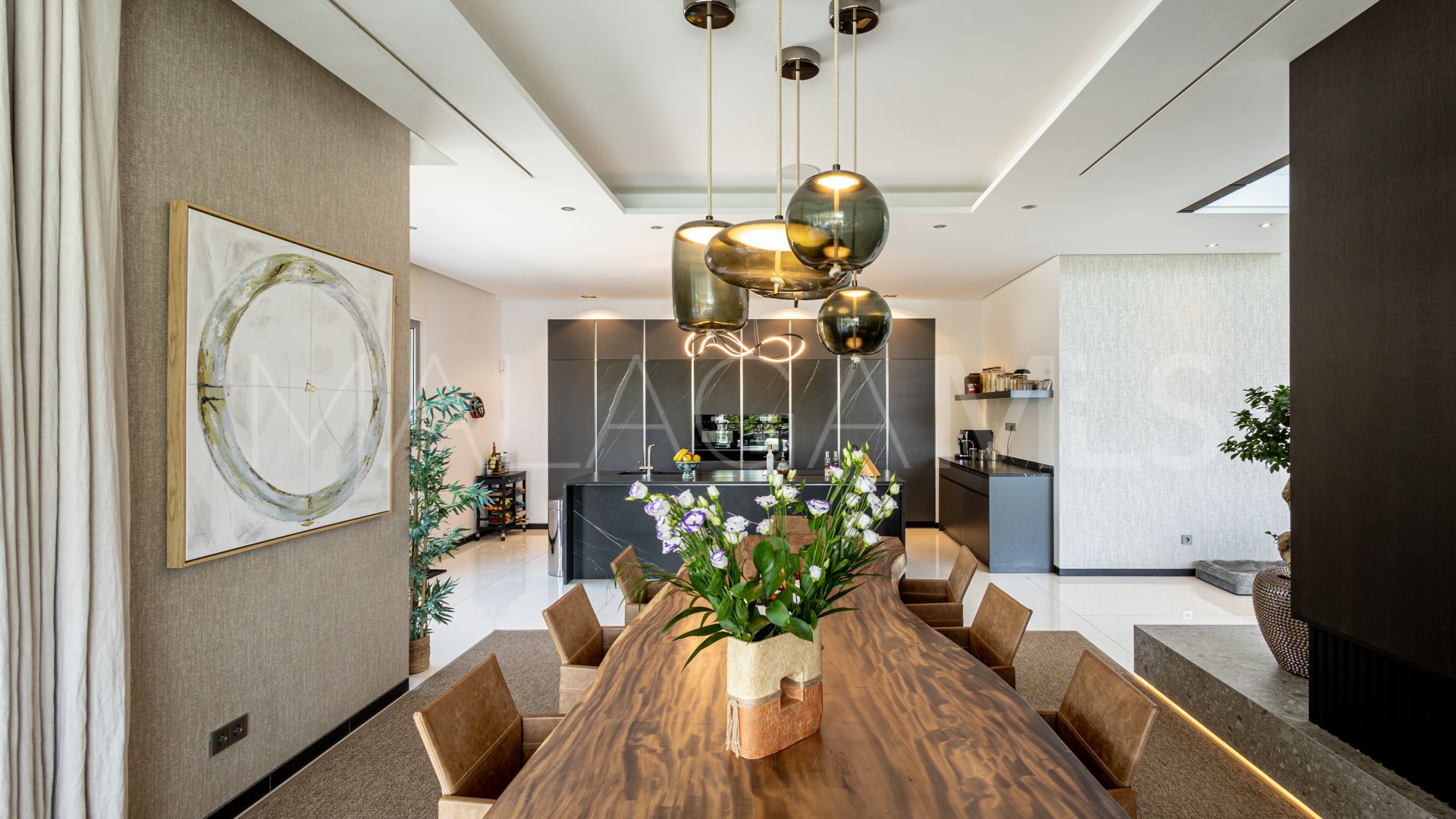 Villa for sale in Guadalmina Baja