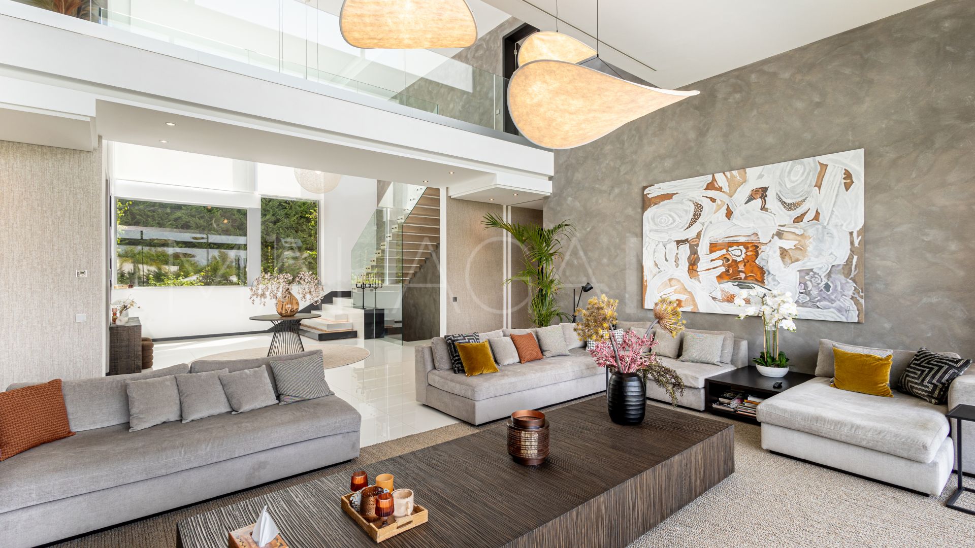 Villa for sale in Guadalmina Baja