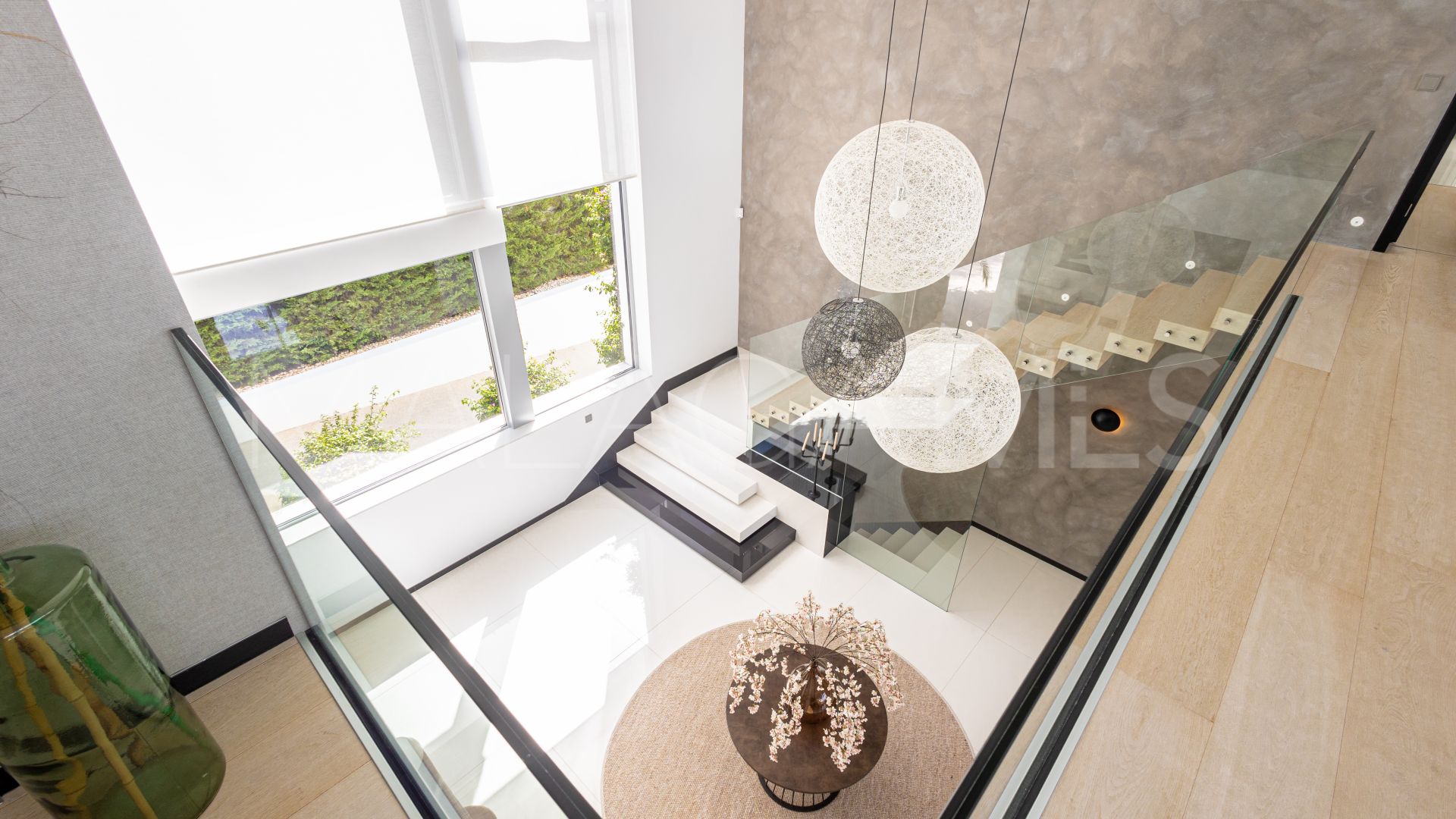 Villa for sale in Guadalmina Baja