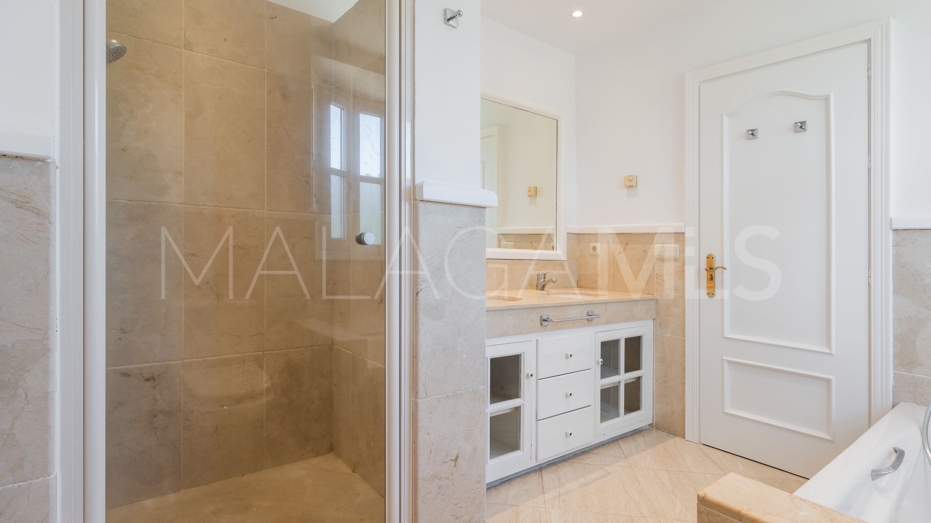 Isla de Guadalmina, adosado for sale de 4 bedrooms