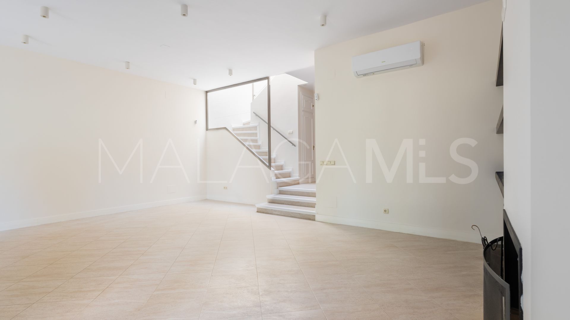 Isla de Guadalmina, adosado for sale de 4 bedrooms