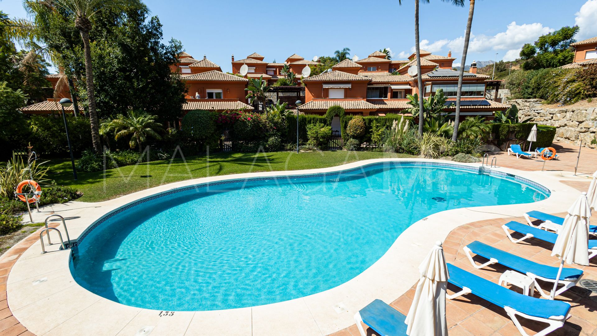 Santa Clara, pareado for sale