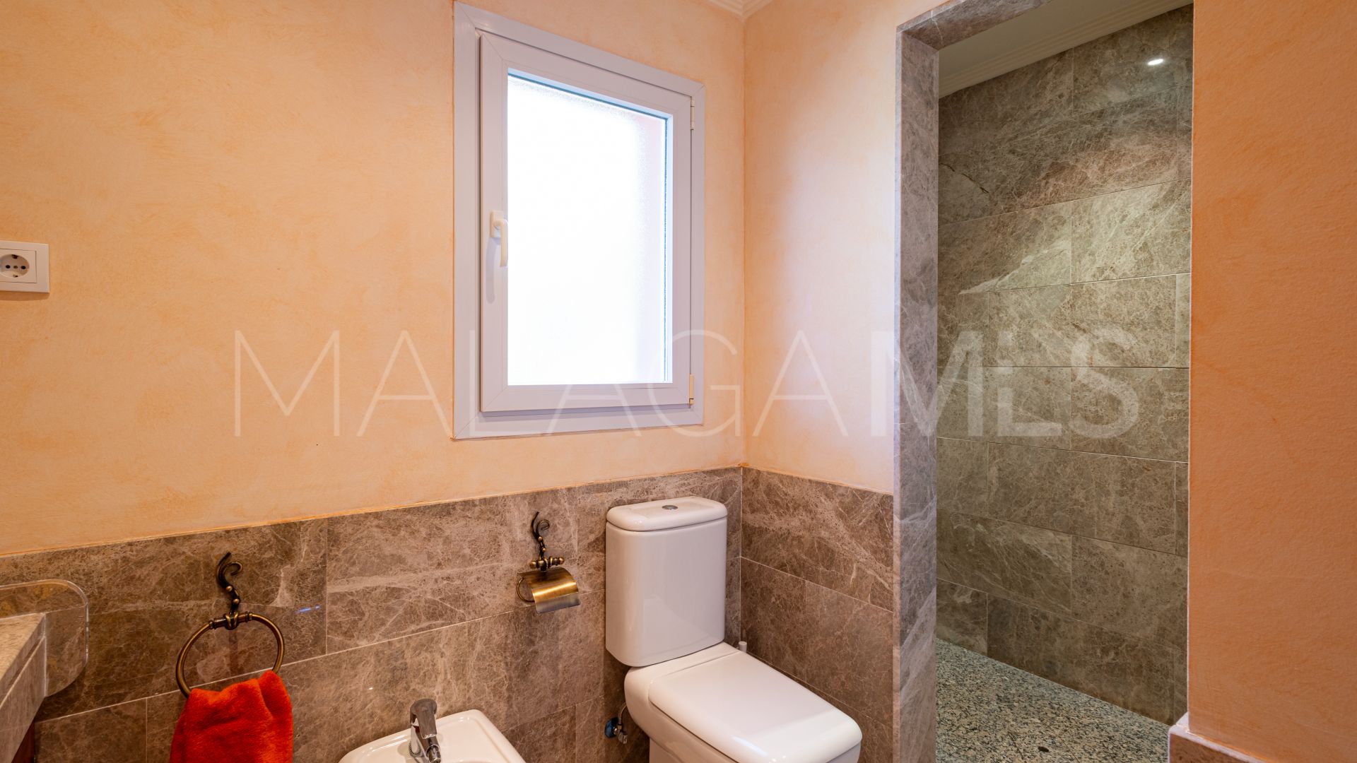Santa Clara, pareado for sale