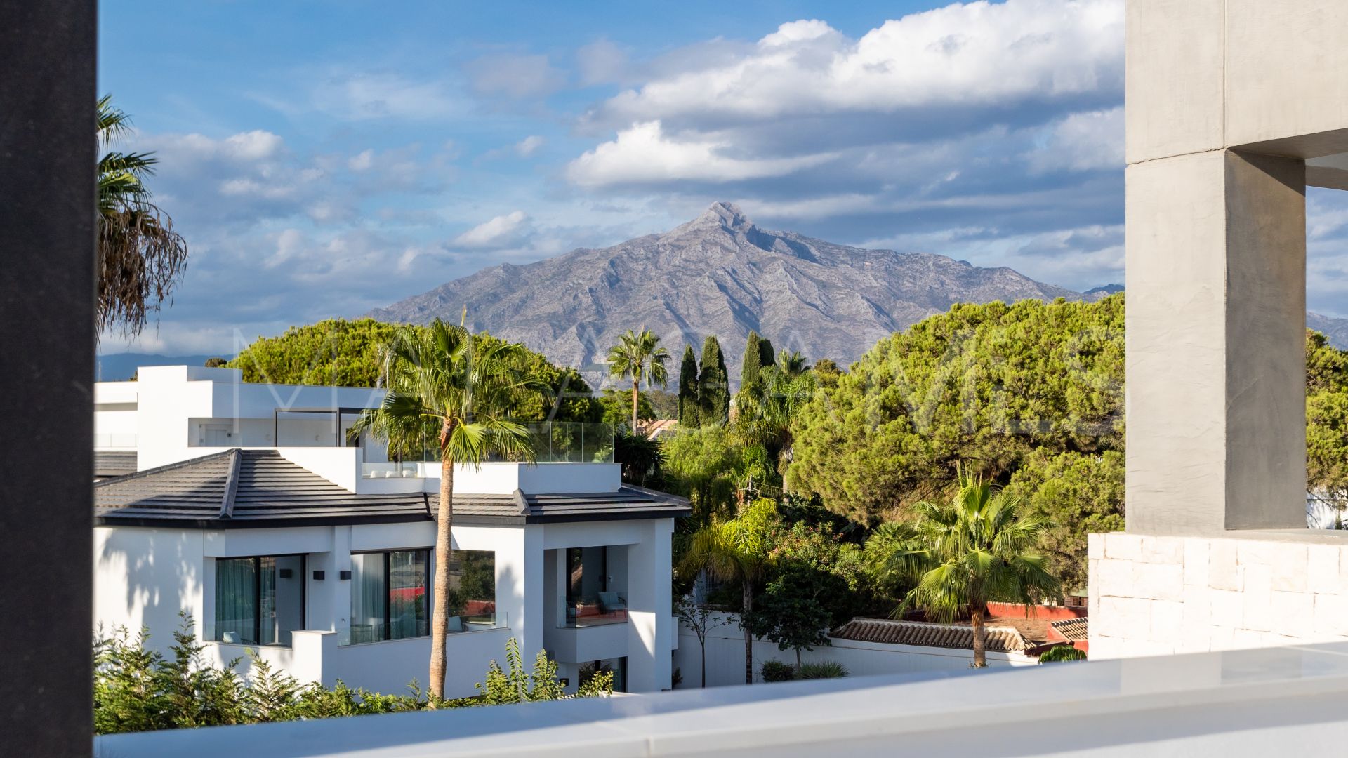 Villa for sale in Cortijo Blanco