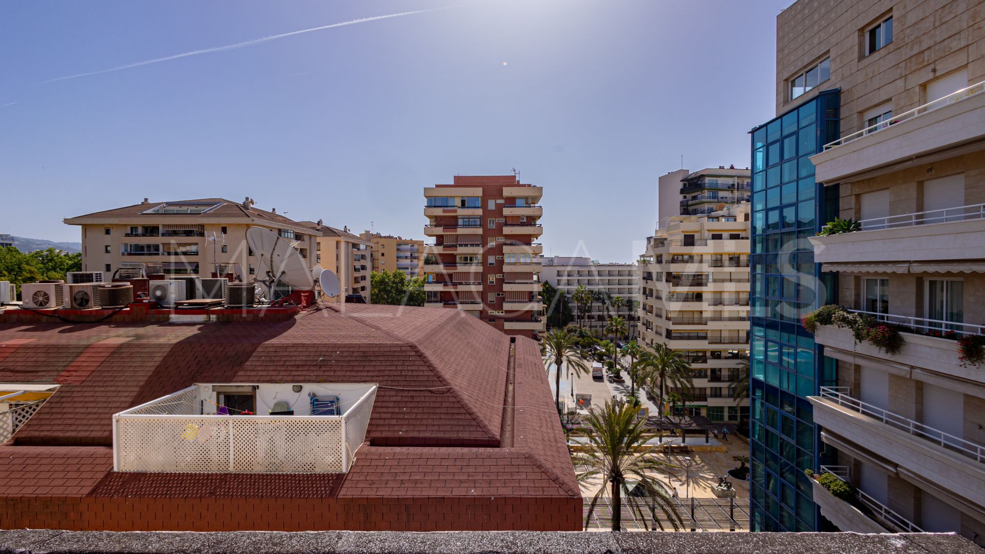 Duplex penthouse for sale in Marbella Centro