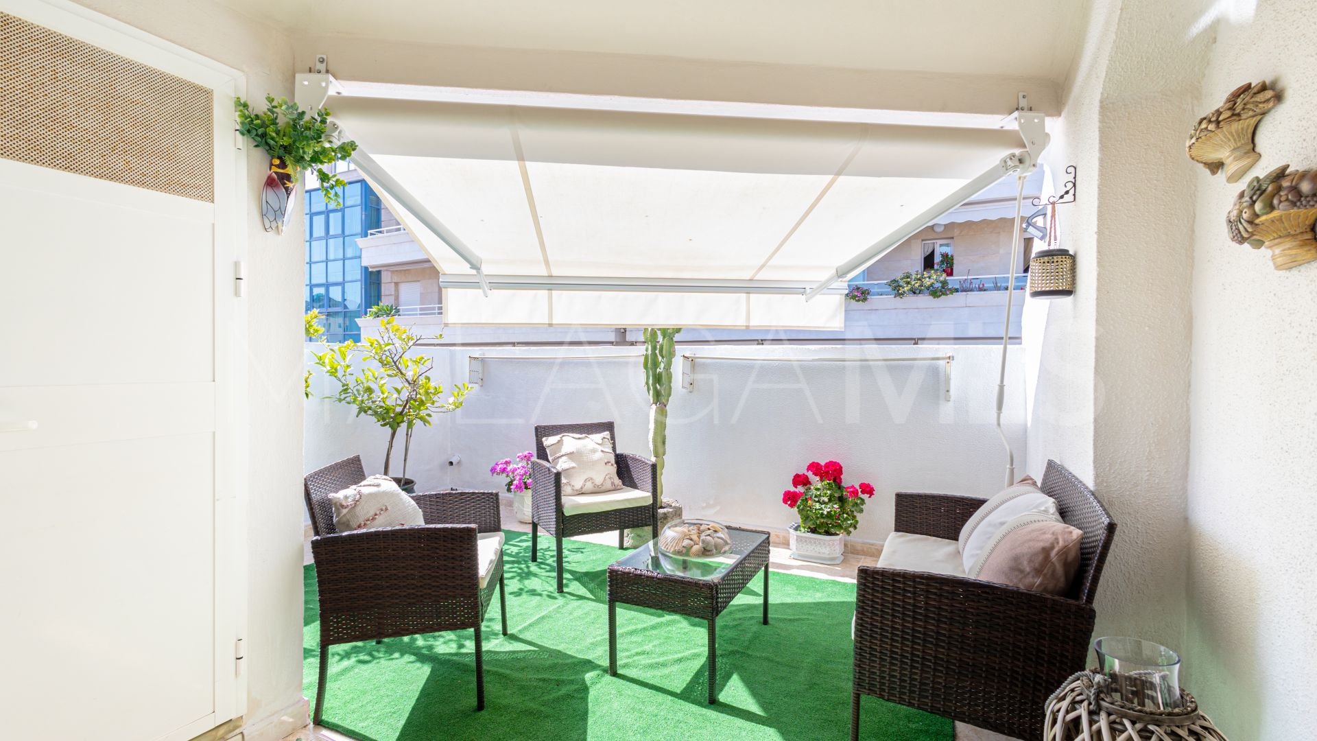 Duplex penthouse for sale in Marbella Centro