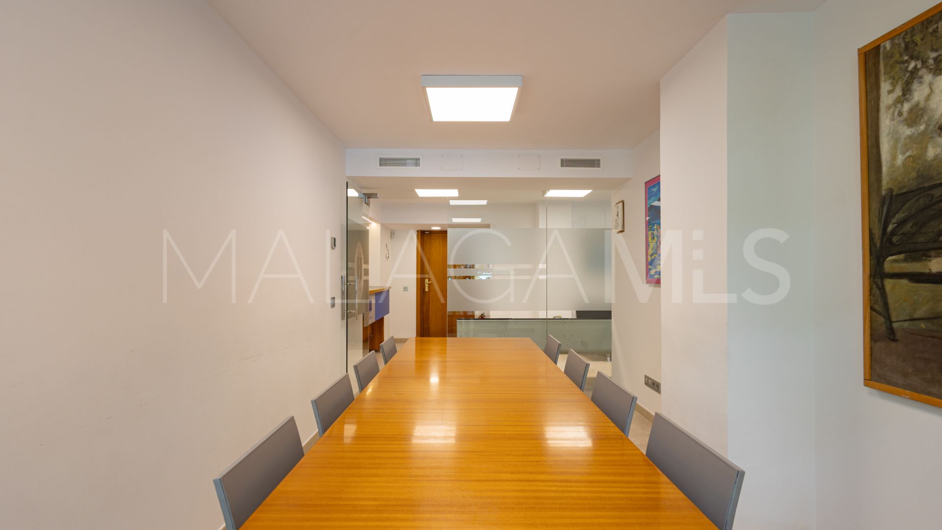 Local comercial with 5 bedrooms a la venta in Marbella