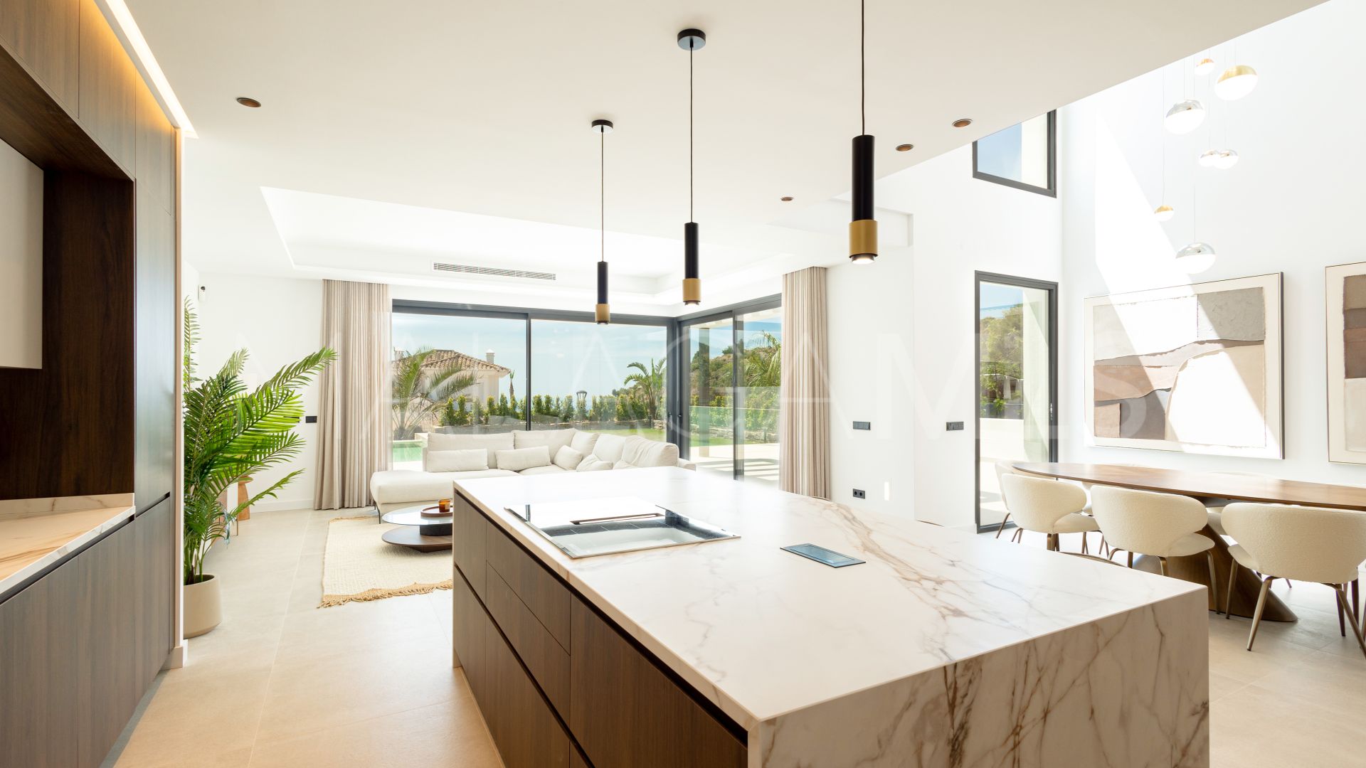Villa for sale in Mijas Costa