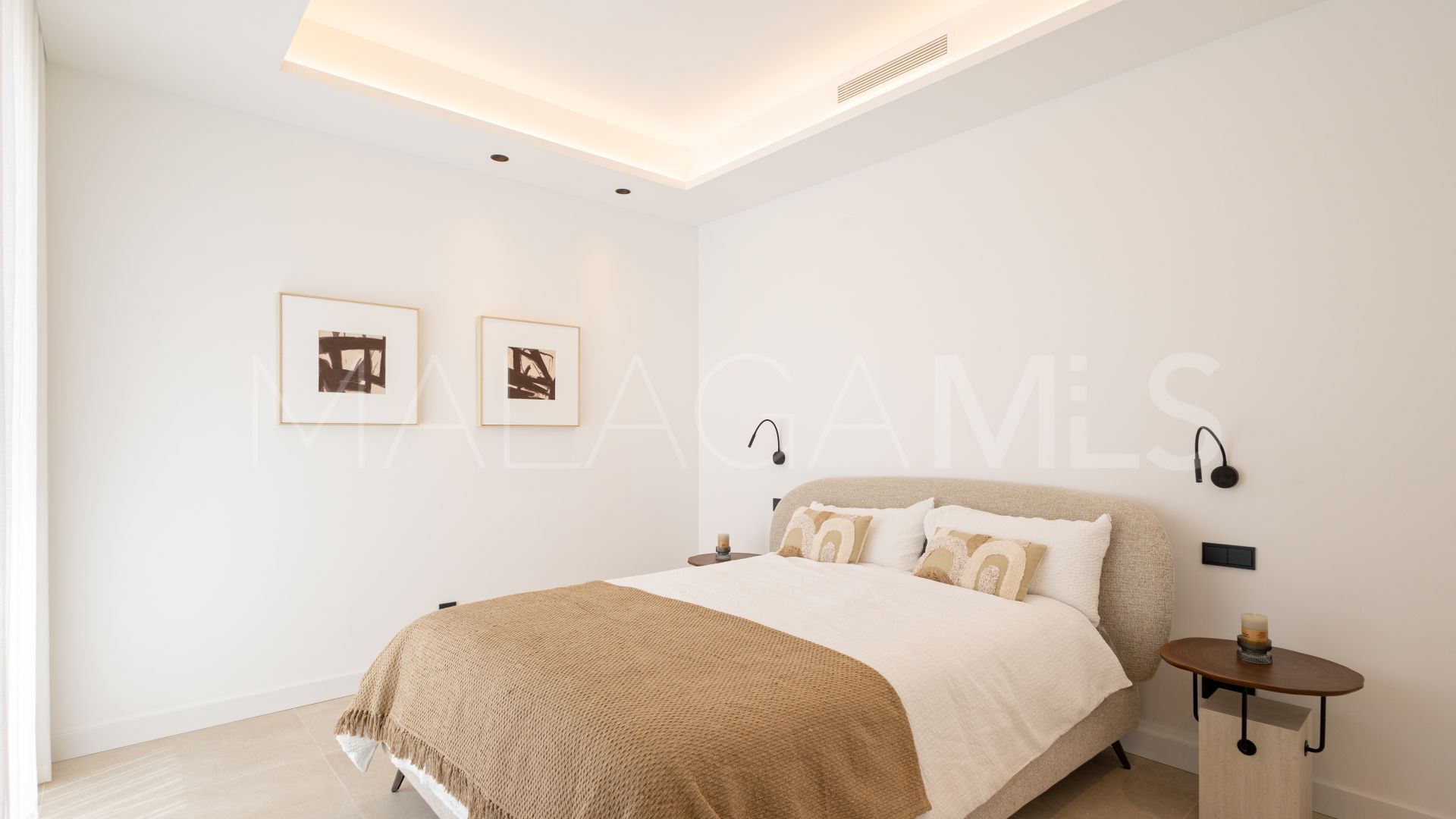 Villa for sale in Mijas Costa