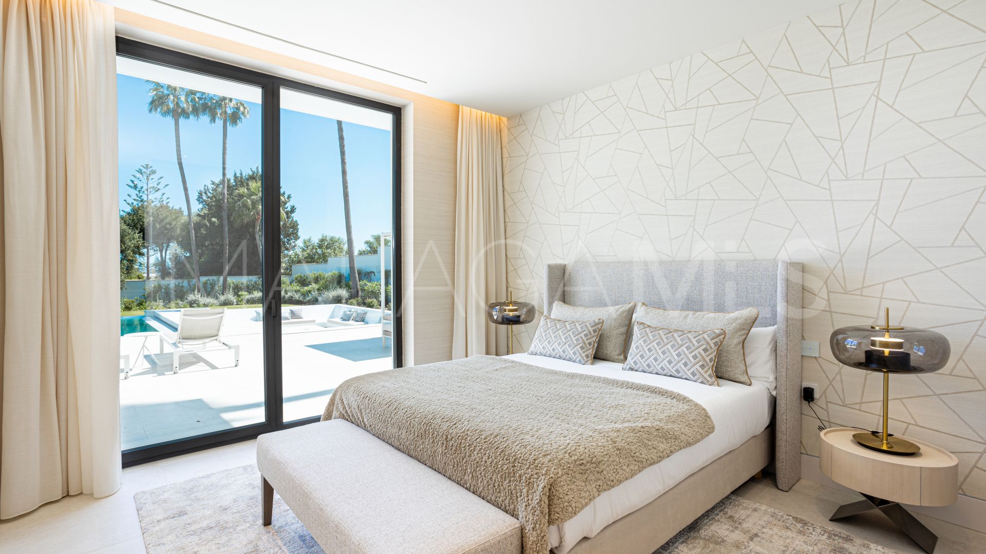 Villa for sale in Paraiso Alto