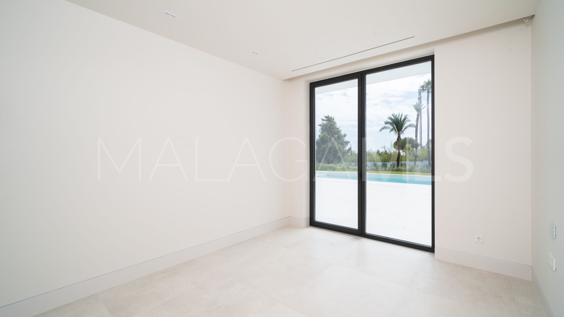 Villa for sale in Paraiso Alto