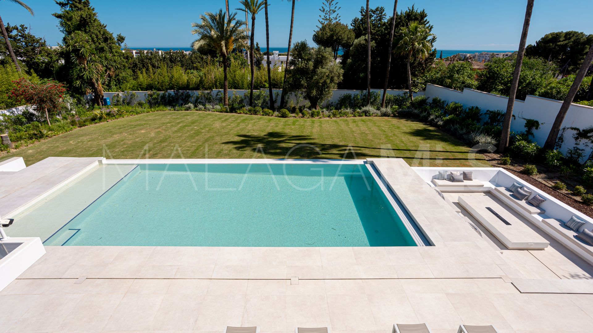 Villa for sale in Paraiso Alto