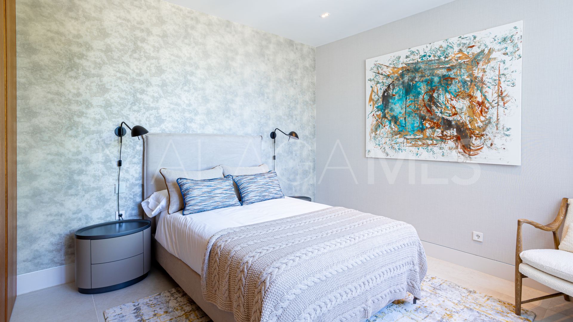 Villa for sale in Paraiso Alto