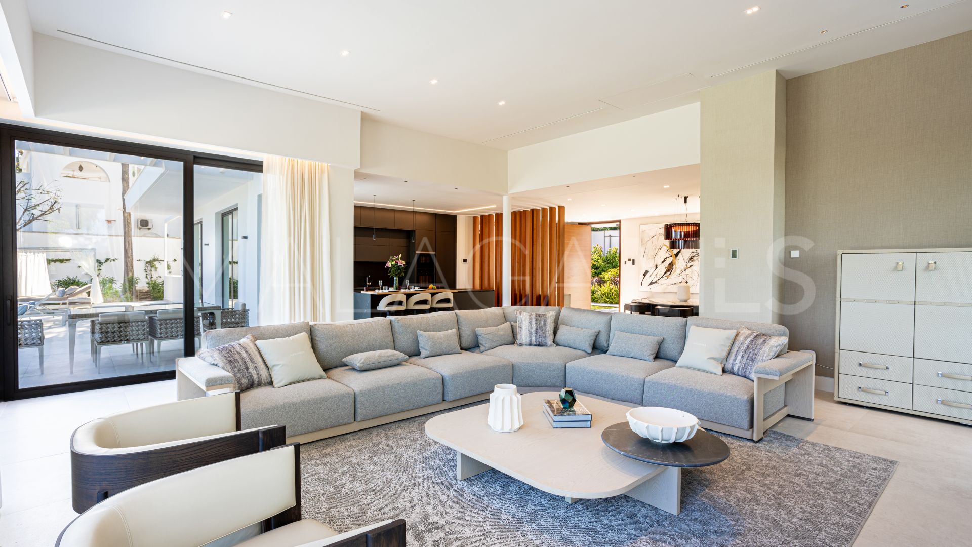 Villa for sale in Paraiso Alto