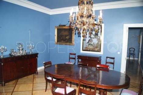 Buy 6 bedrooms apartment in Madrid - Chamberí
