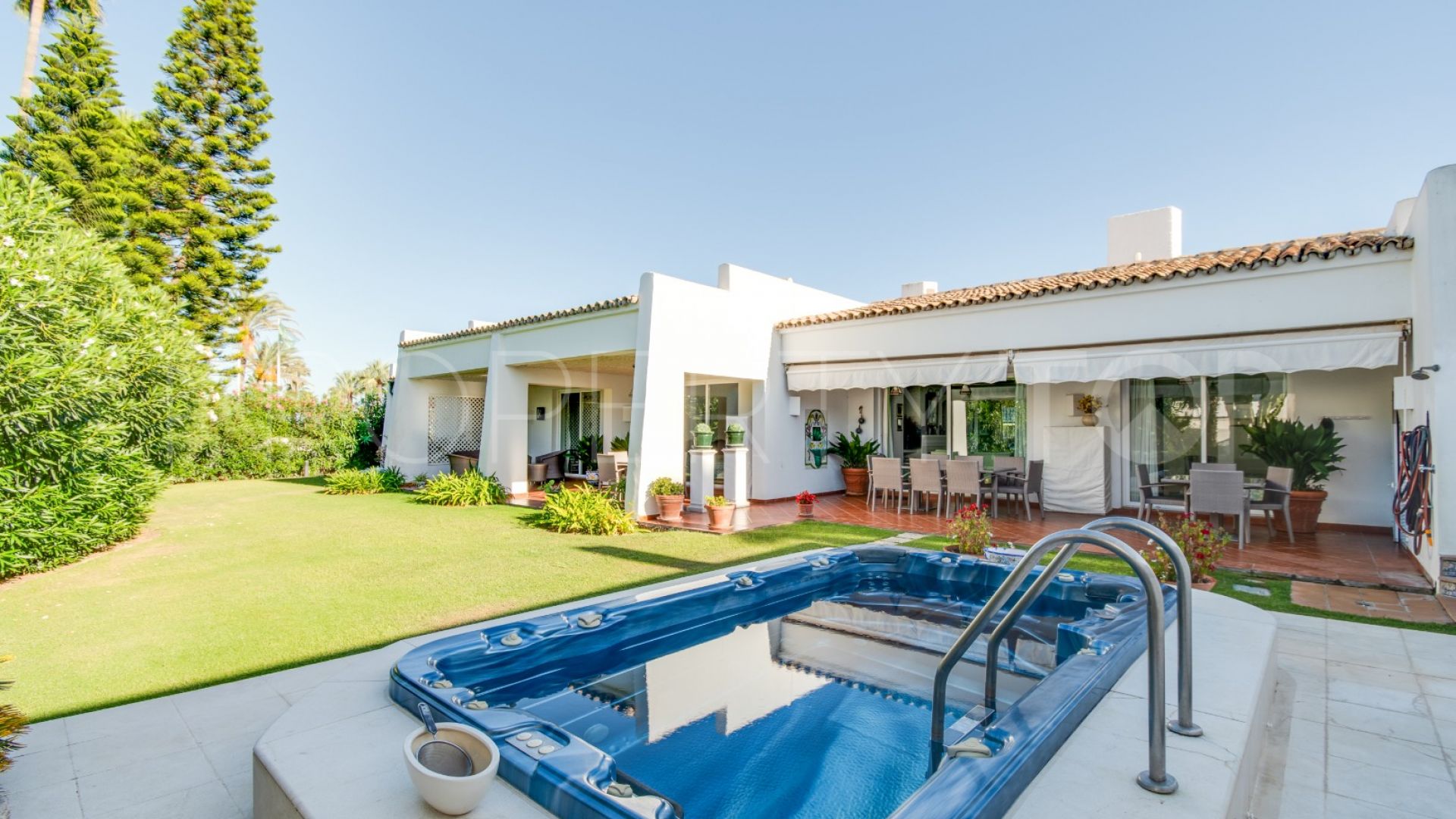 Villa with 5 bedrooms for sale in Sotogrande Costa