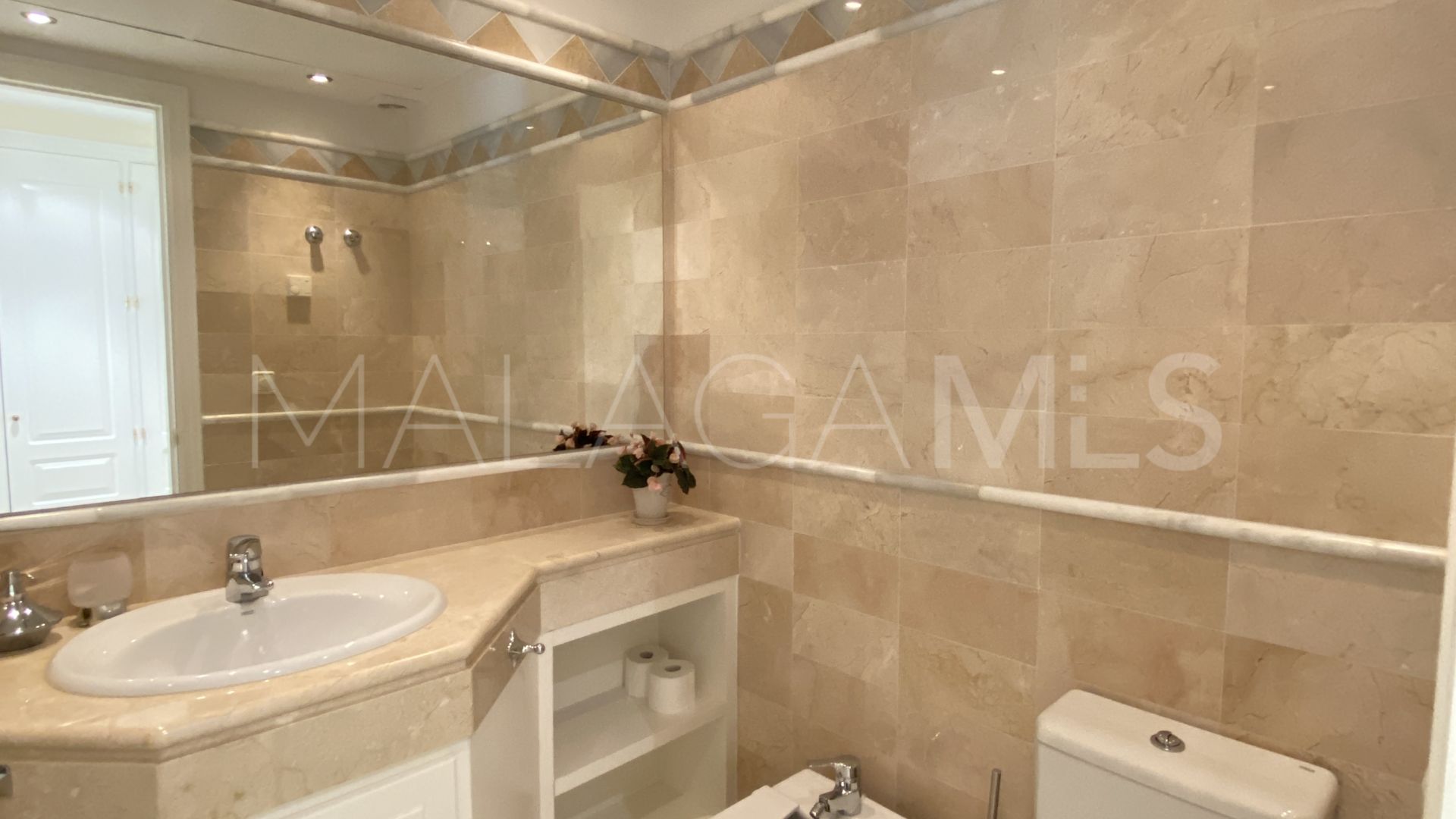 For sale Elviria Hills ground floor apartment