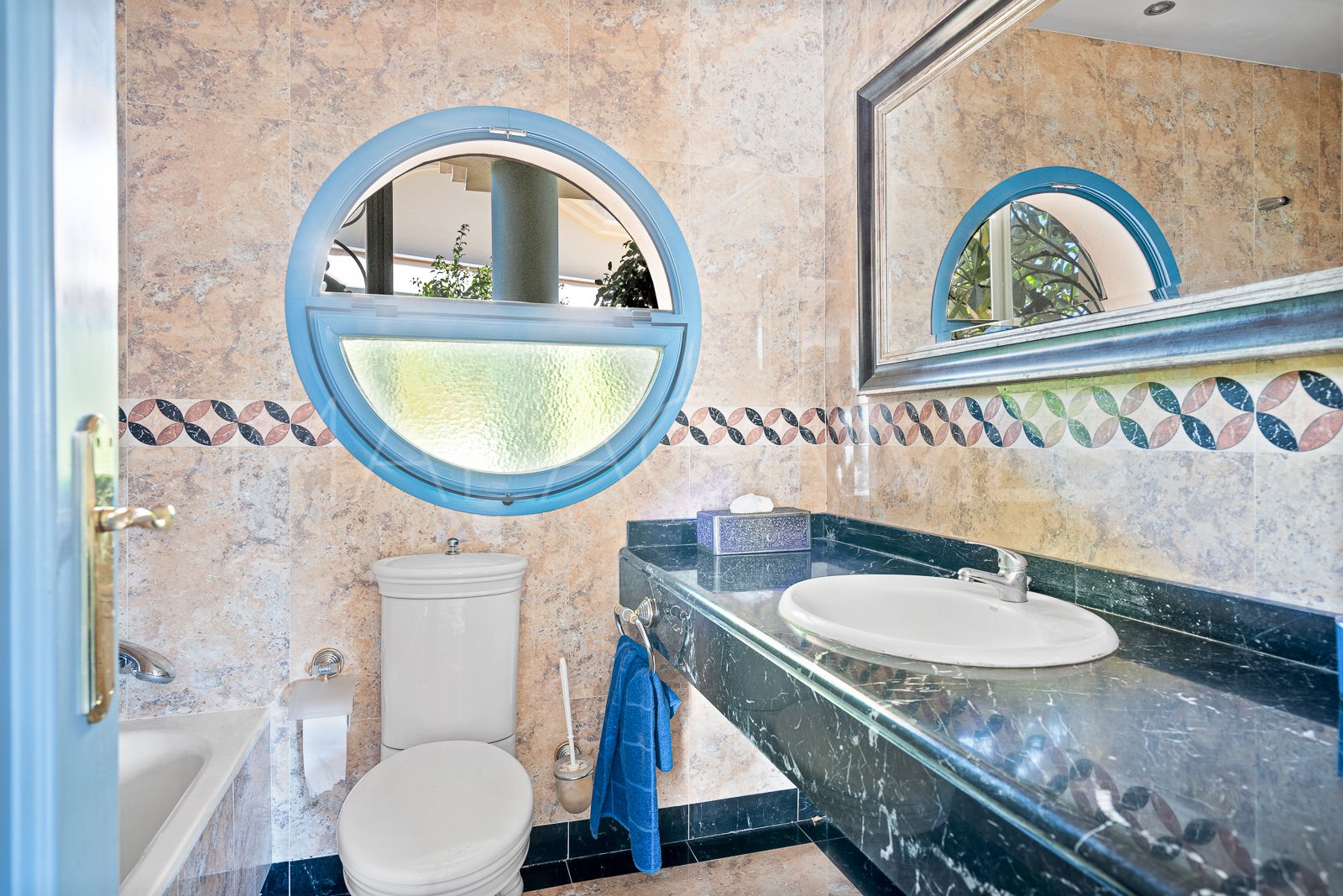 Se vende atico duplex de 5 bedrooms in Torrequebrada