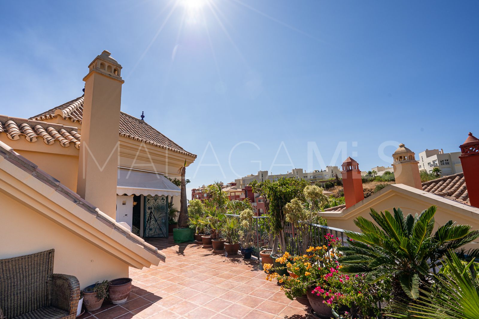 Se vende atico duplex de 5 bedrooms in Torrequebrada