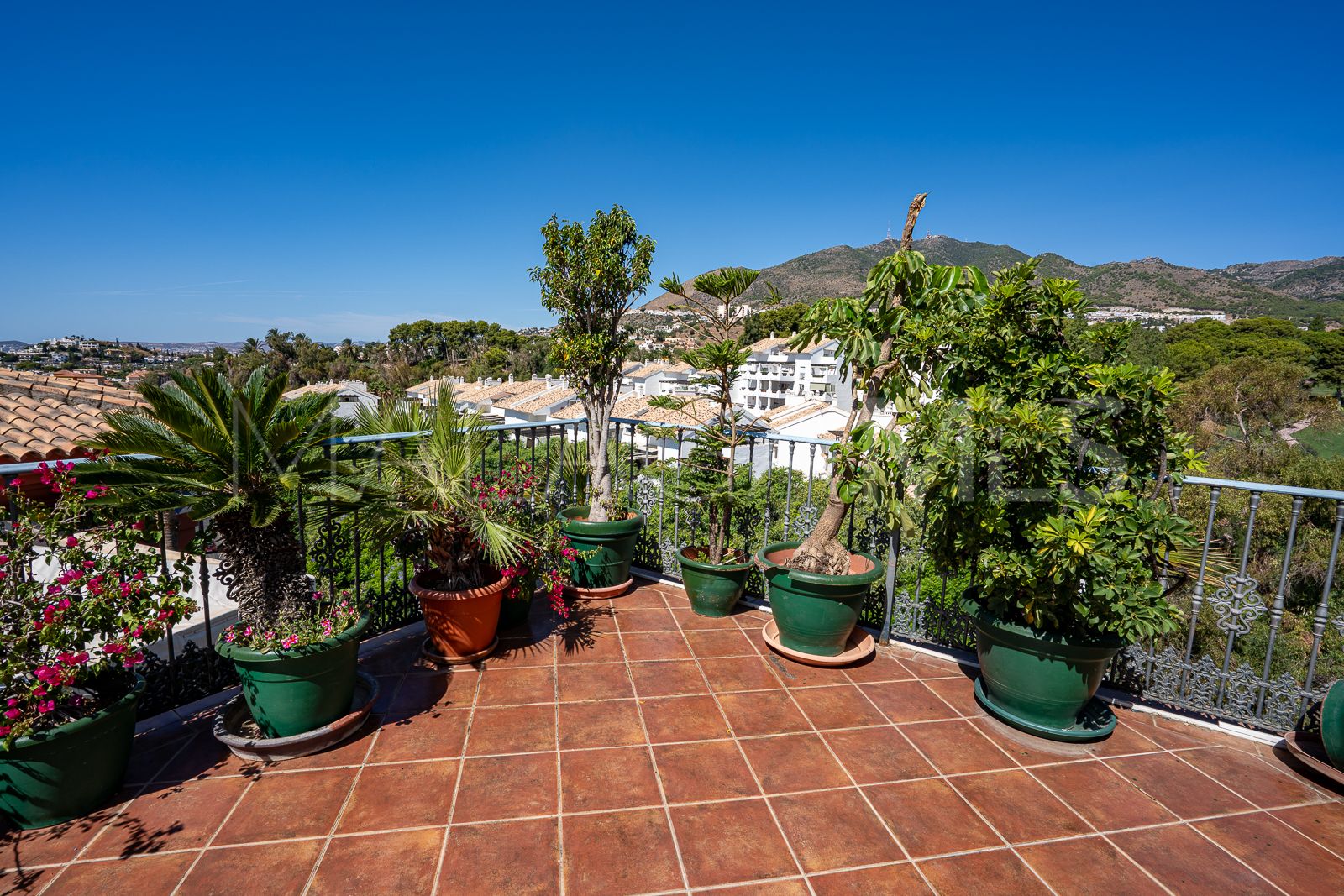 Se vende atico duplex de 5 bedrooms in Torrequebrada