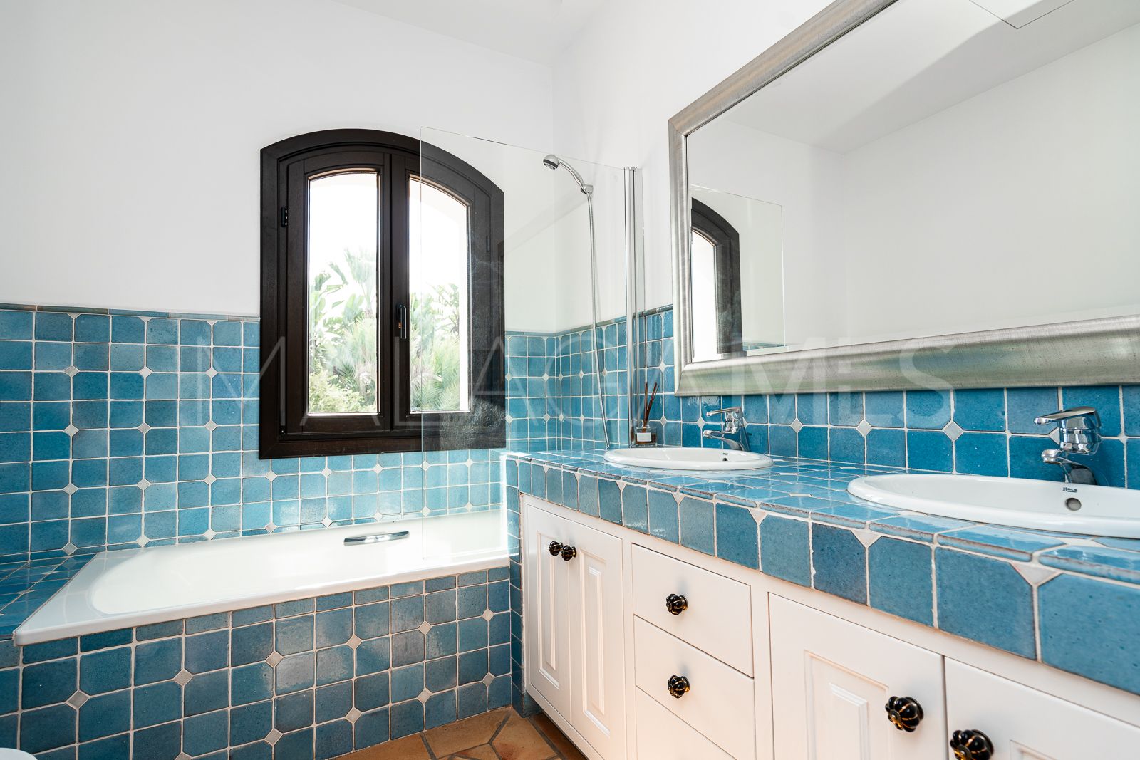 Haus for sale in Casasola