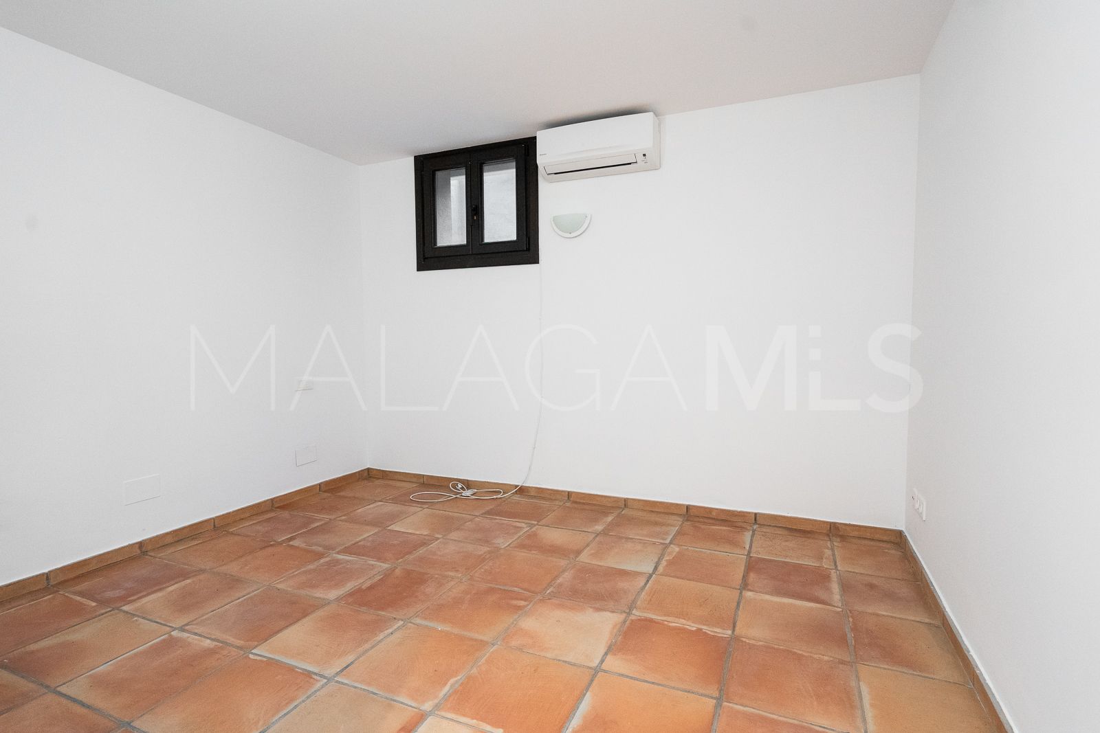 Haus for sale in Casasola
