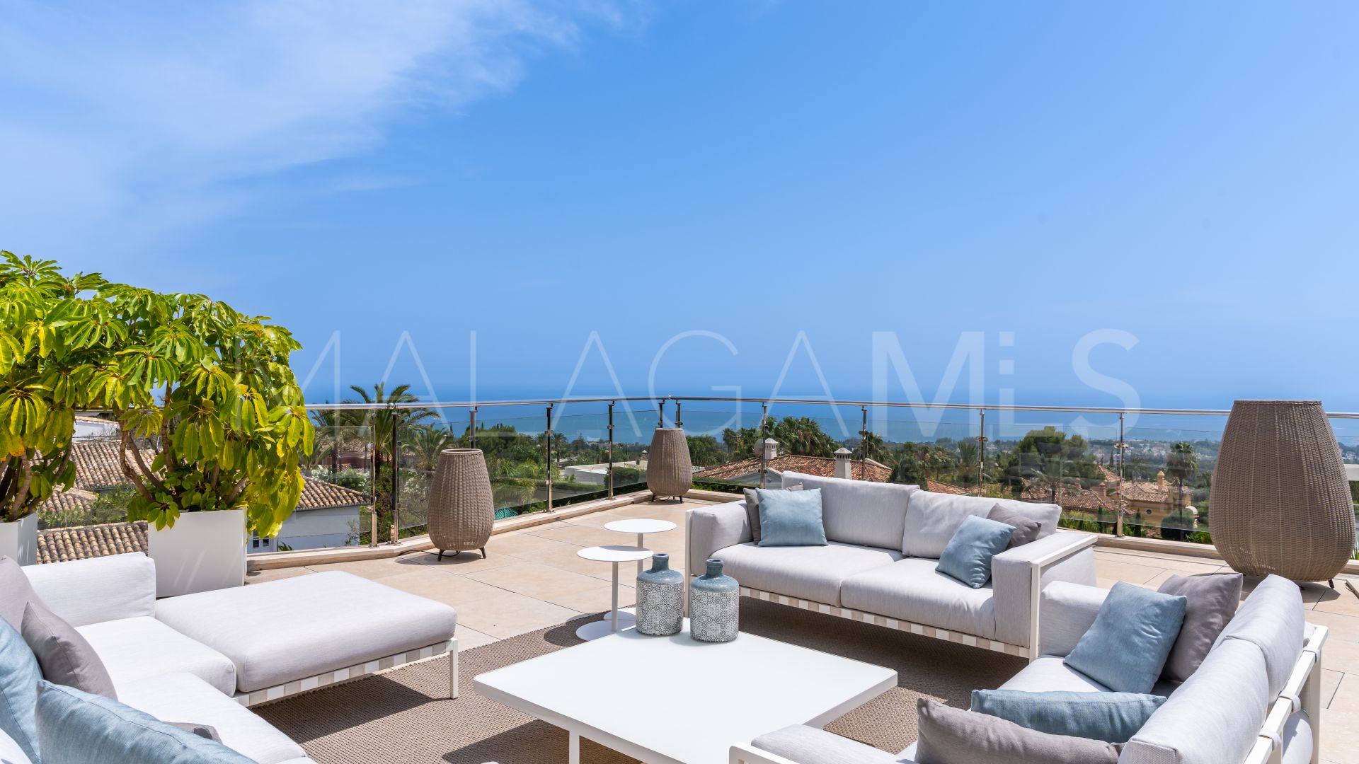 Radhus for sale in Sierra Blanca