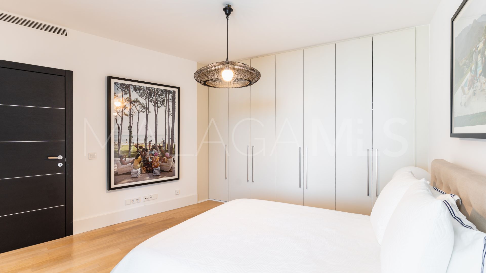 Radhus for sale in Sierra Blanca