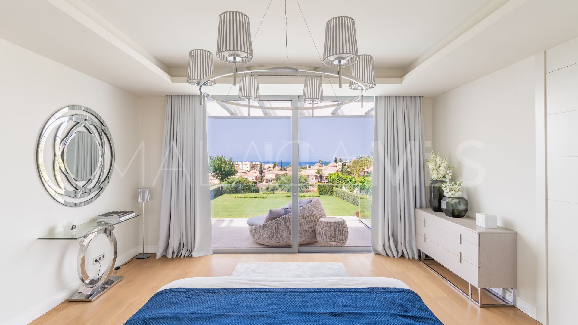 Villa for sale in Santa Clara