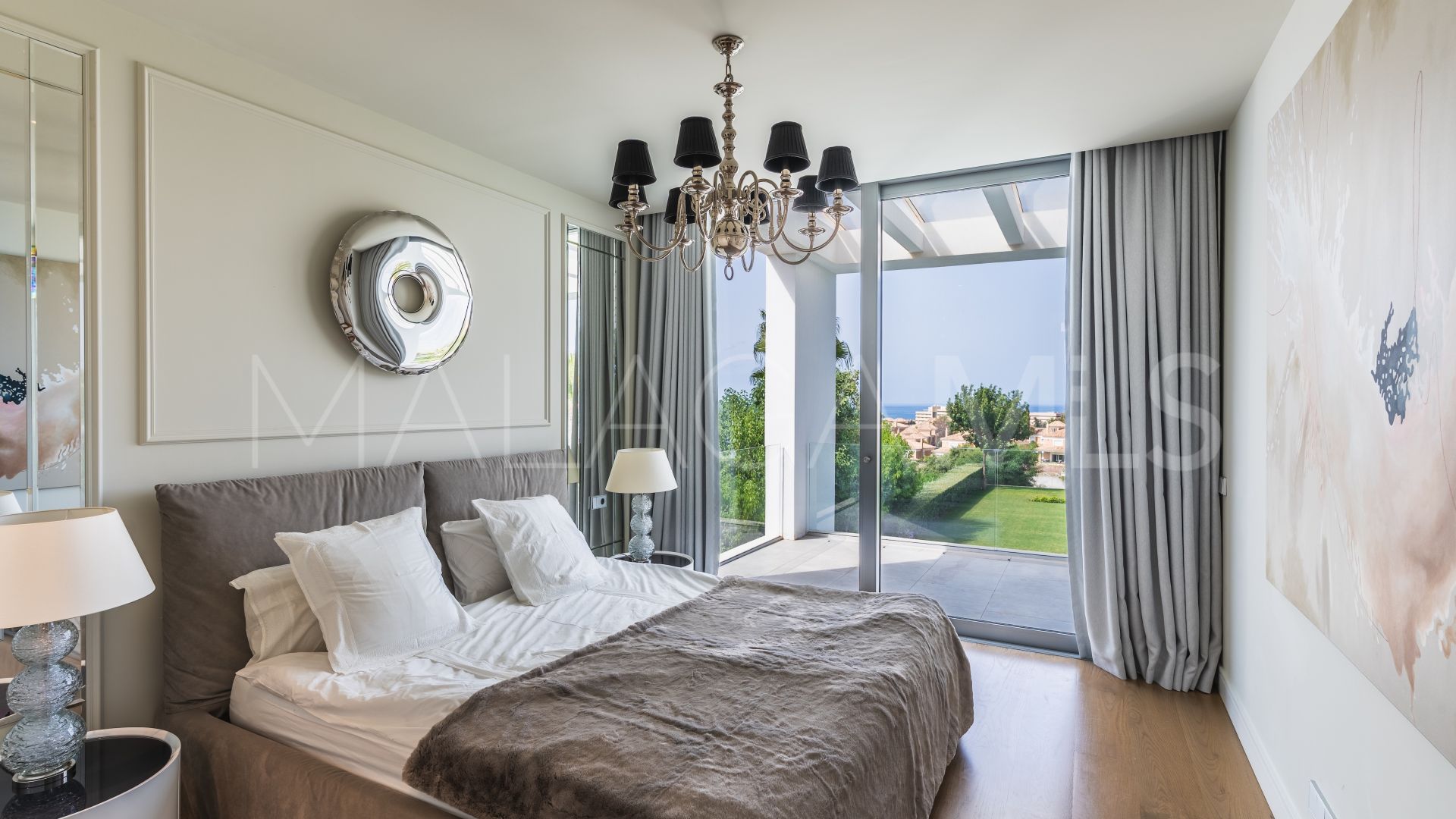 Villa for sale in Santa Clara