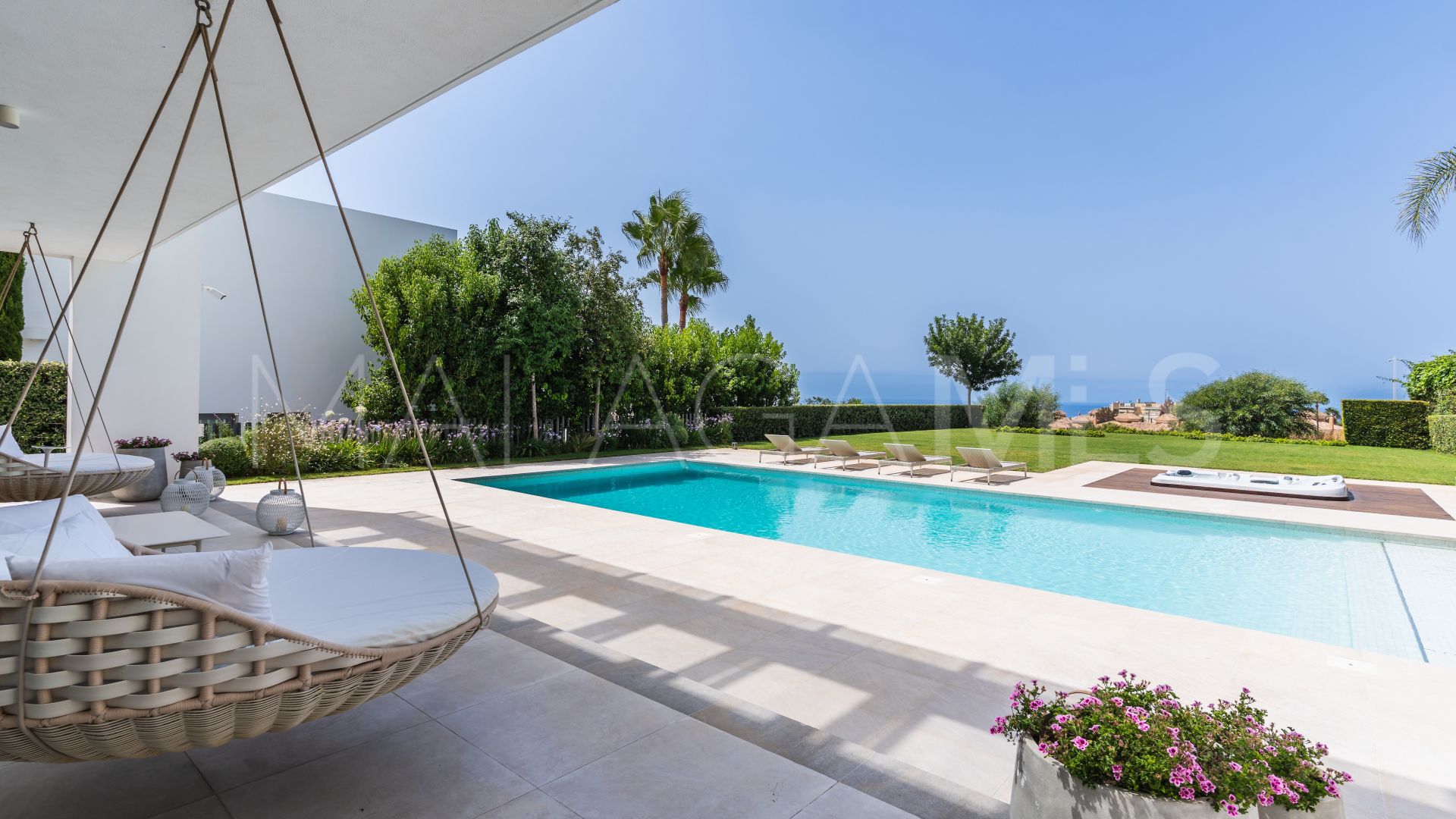 Villa for sale in Santa Clara