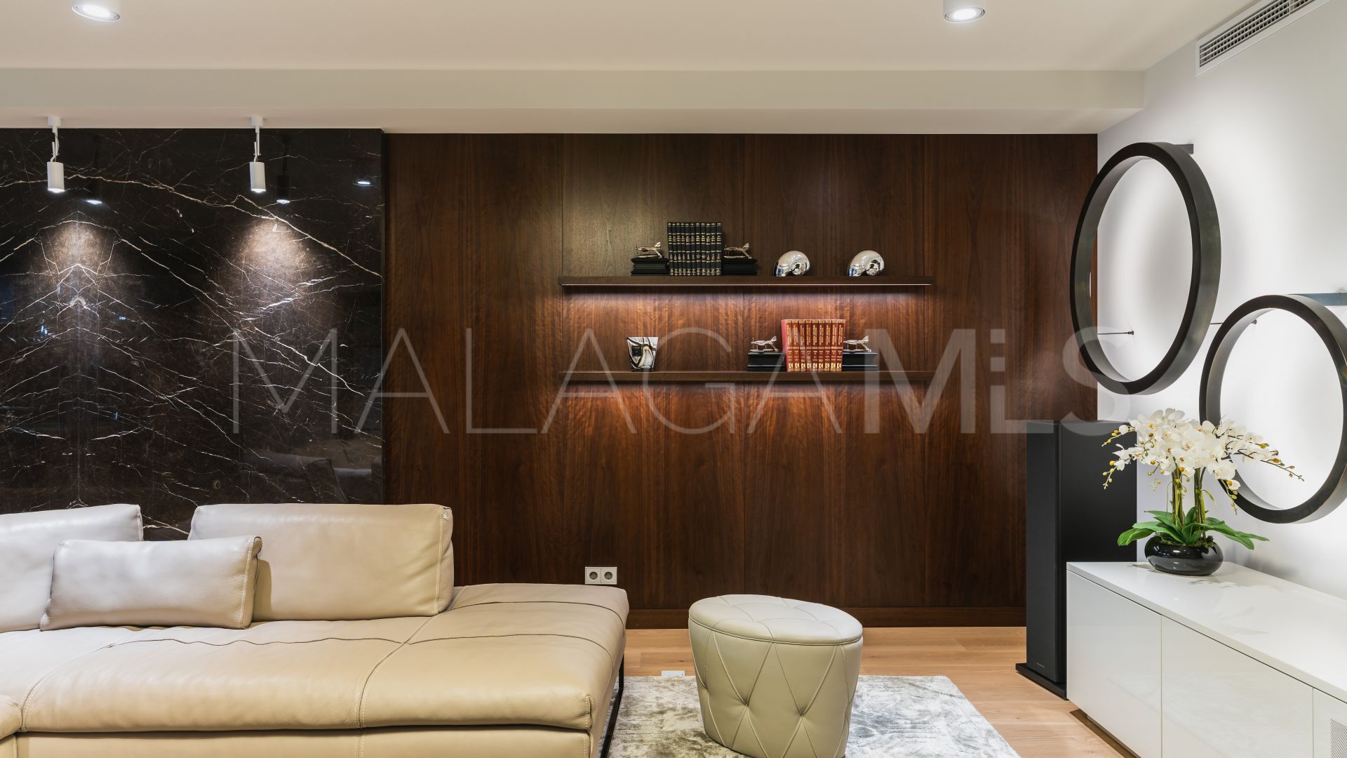 Villa for sale in Santa Clara